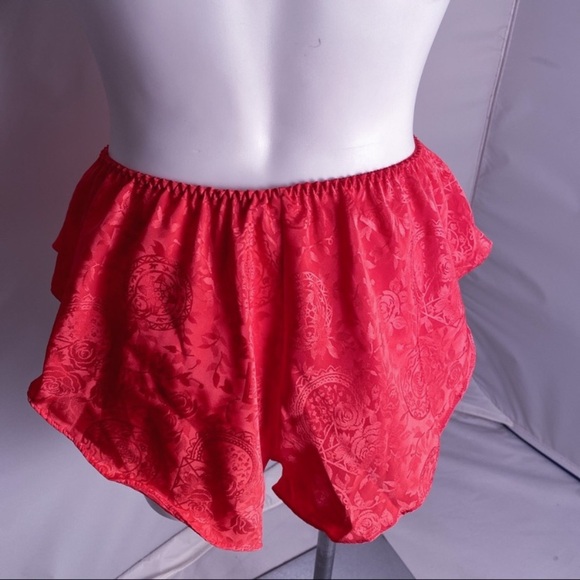 Victoria’s Secret vintage coral satin flutter panty L - Picture 3 of 9